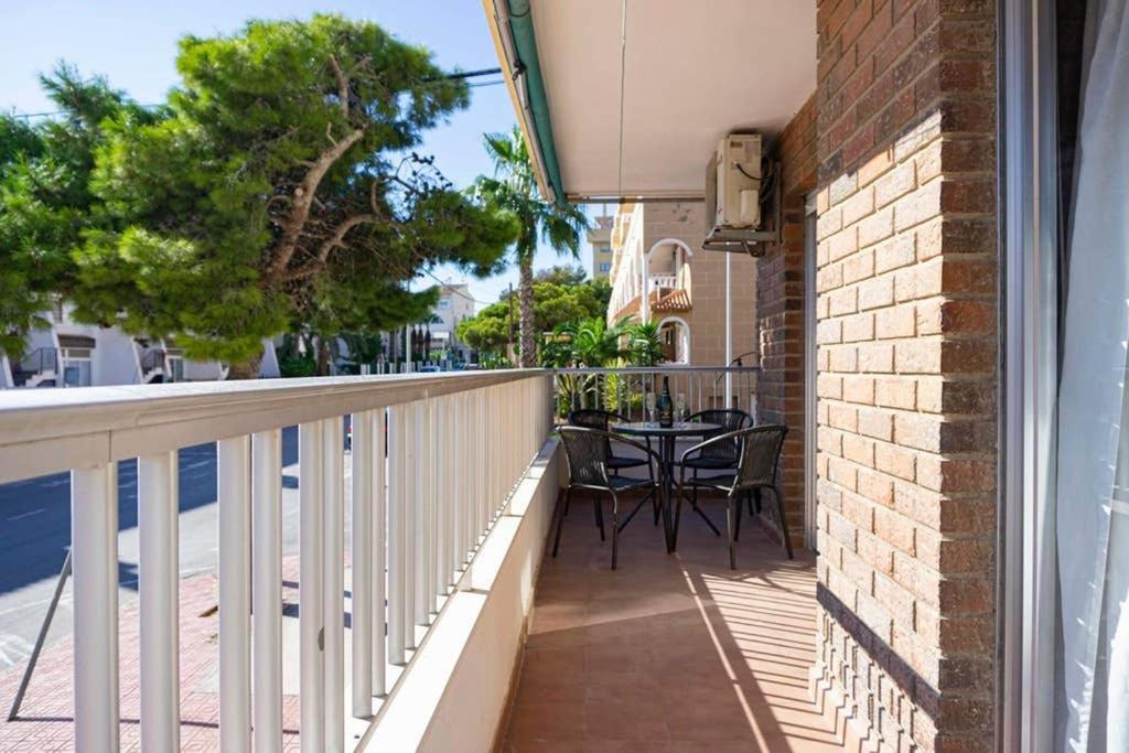 A balcony or terrace at Fantastic Location - Ground Floor Apartment in walking distance to the beach