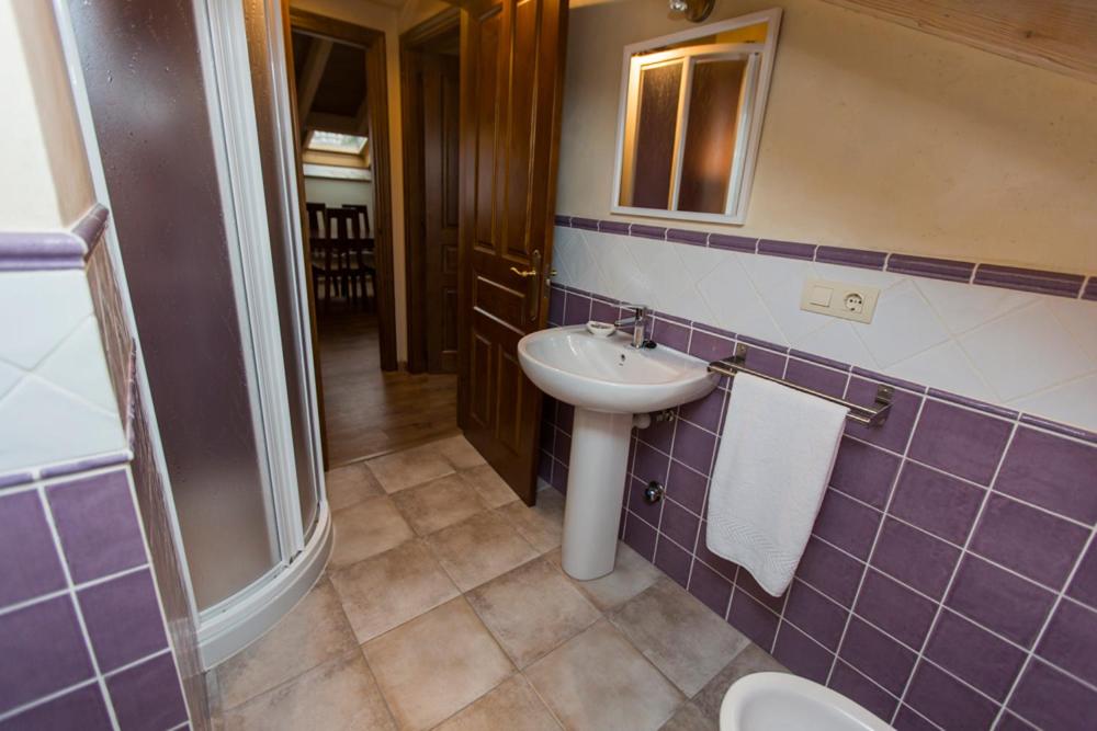 Koupelna v ubytování Apartamentos Casa Mateo
