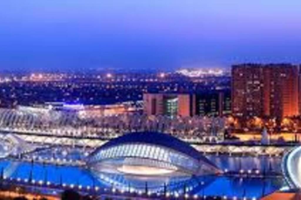 Apartment with Jacuzzi Free Wifi, Valencia – Updated 2023 Prices