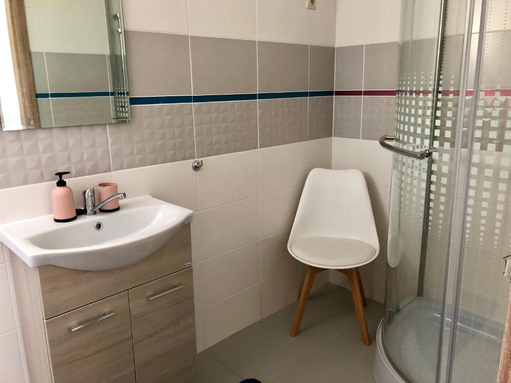 Koupelna v ubytování Balaton Wellness Tom Cat nyaraló 1 wellness és 1 gyermekbarát apartmannal