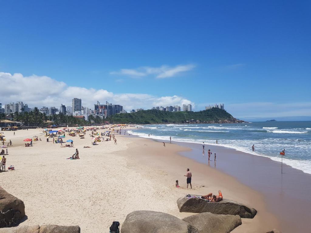  Excelente Apto na Praia do Tombo