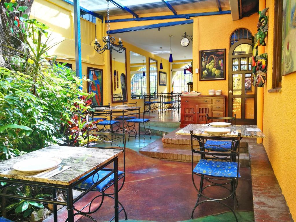 Restaurace v ubytování Hotel Casa 69