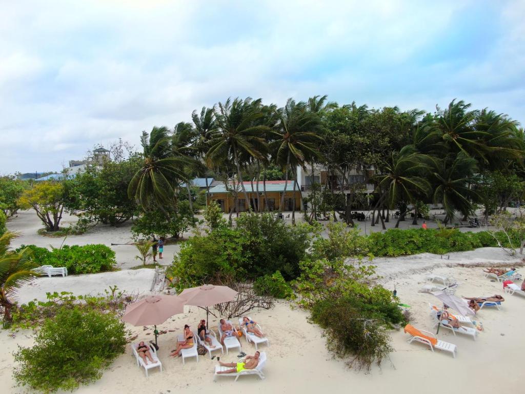 Crown Beach Hotel – Maldives