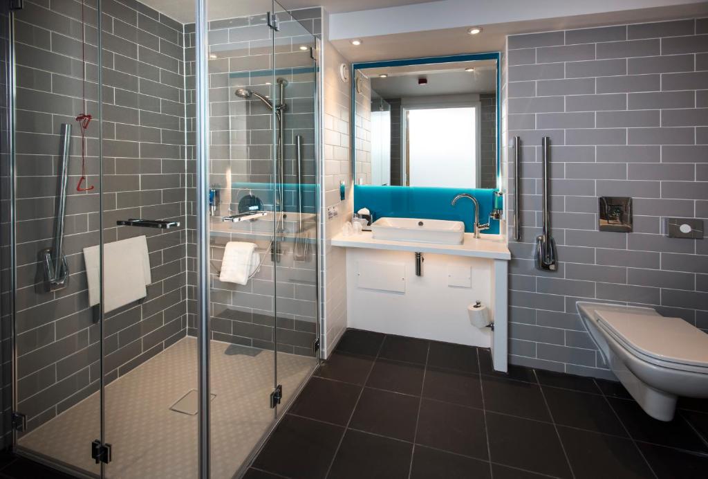 Holiday Inn Express Portsmouth – North, an IHG Hotel - 