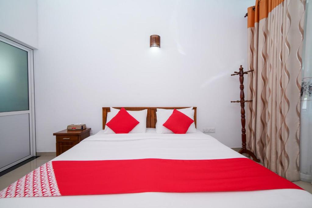 Postel nebo postele na pokoji v ubytování Dazzling Villa