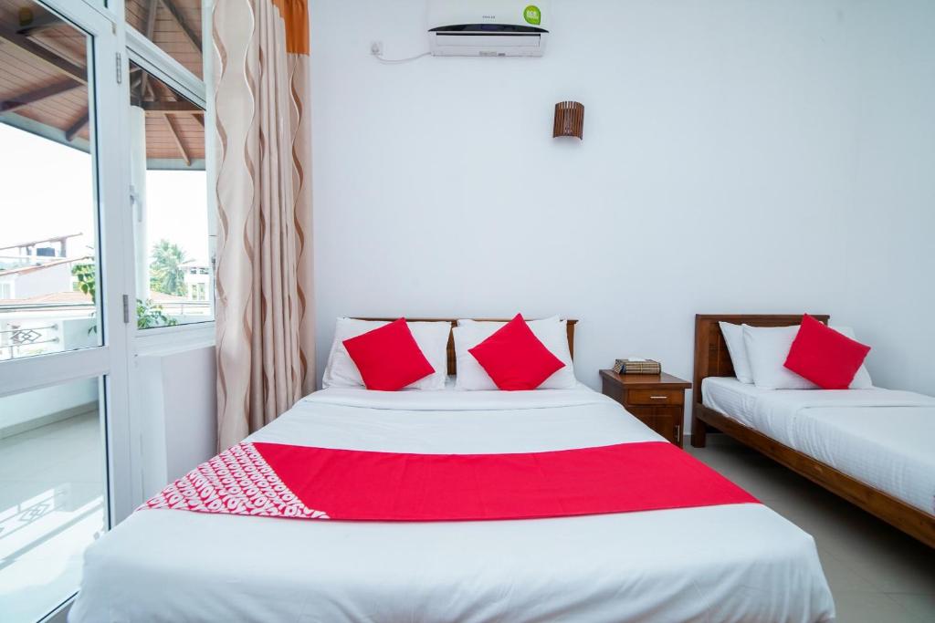 Postel nebo postele na pokoji v ubytování Dazzling Villa