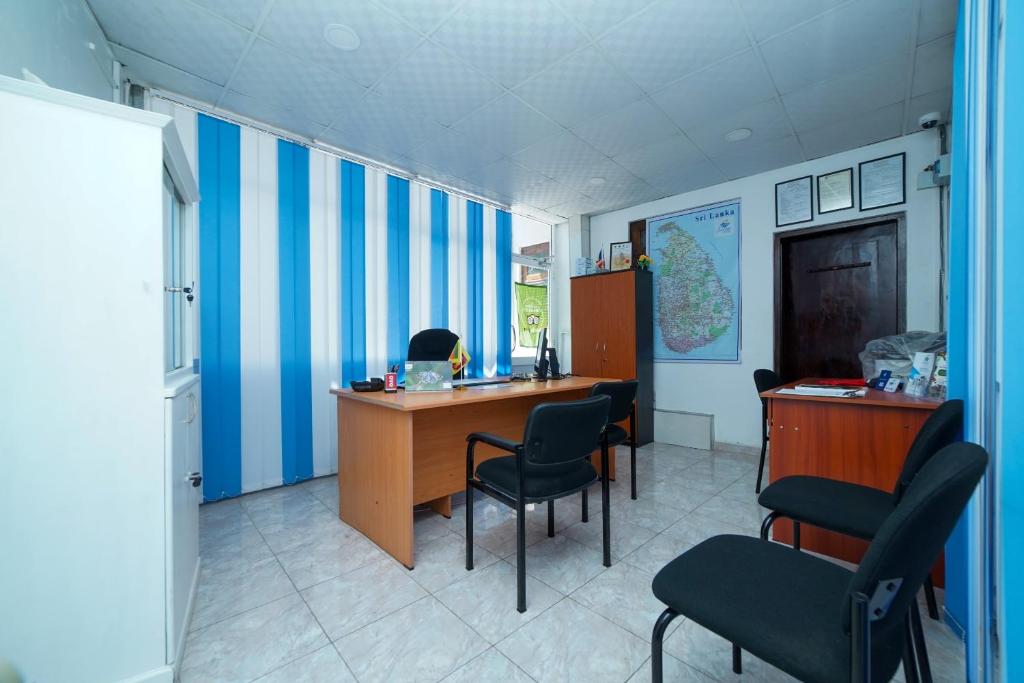 TV a/nebo společenská místnost v ubytování Dazzling Villa