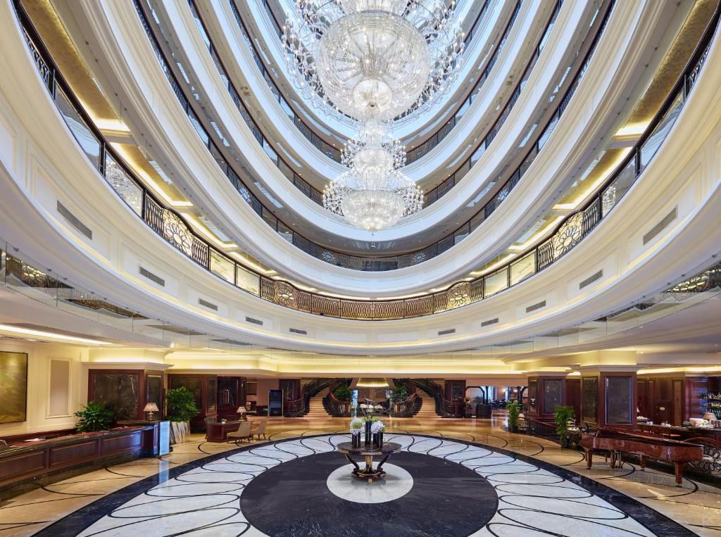 Posezení v ubytování InterContinental Shanghai Ruijin by IHG - Downtown Historic Iconic Garden Hotel