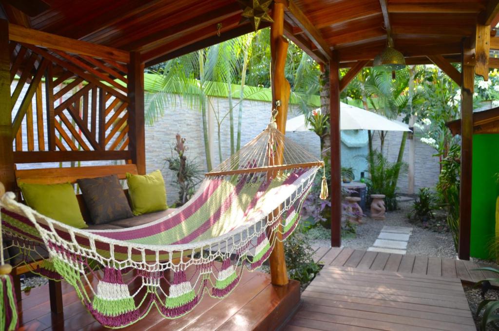 Zahrada ubytování Physis Caribbean Bed & Breakfast