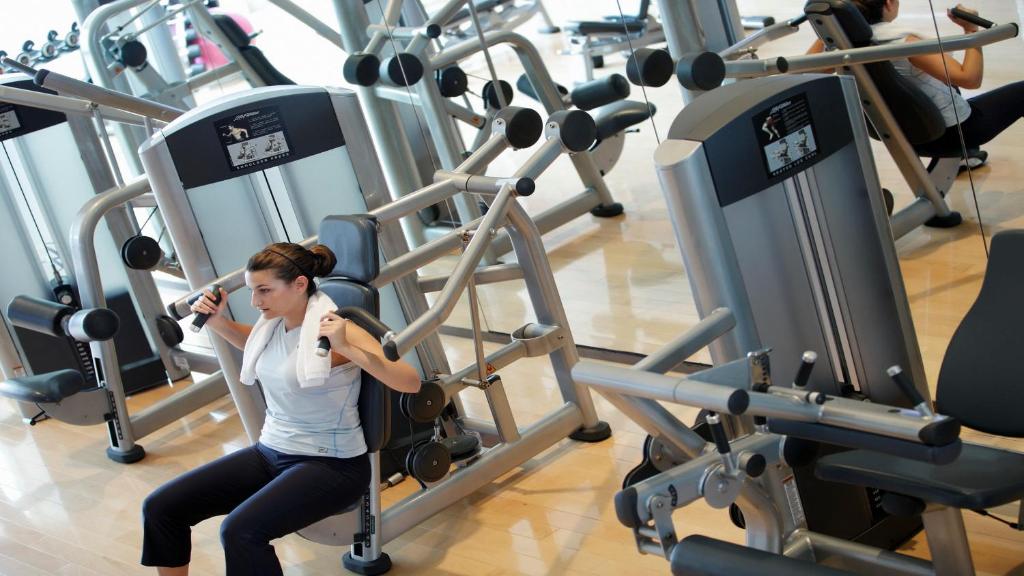 Fitness centrum a/nebo fitness zařízení v ubytování InterContinental Shanghai Jing' An by IHG