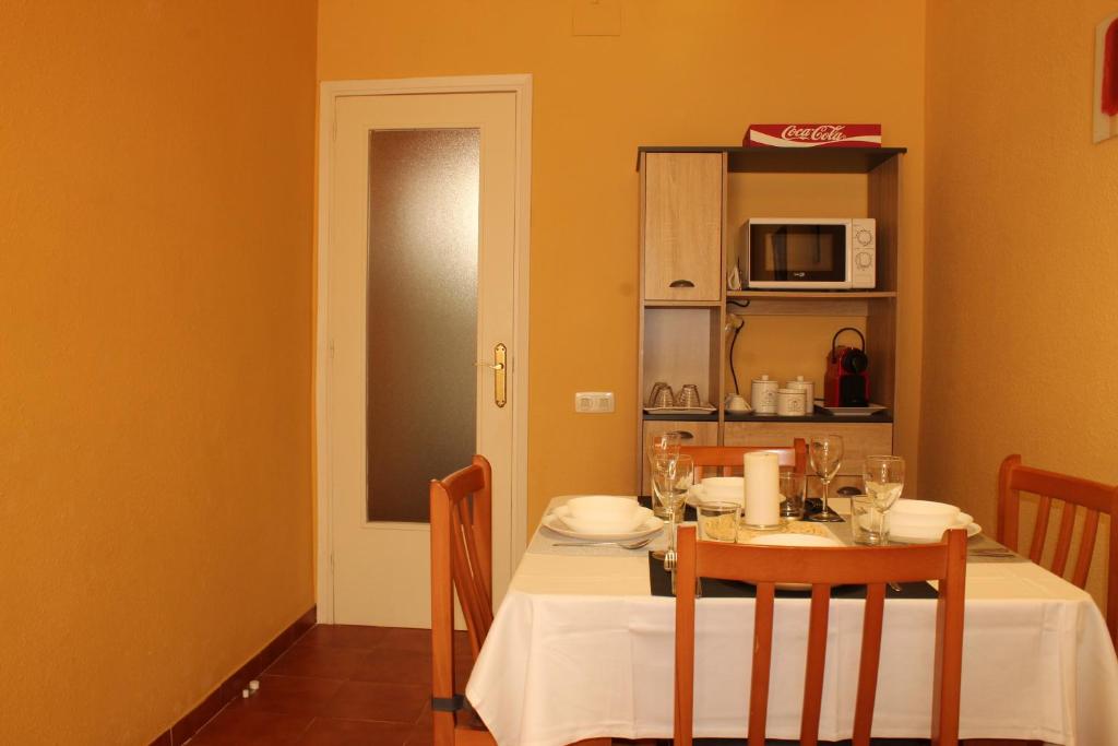 Kuchyňa alebo kuchynka v ubytovaní Apt ideal para familias cerca del mar