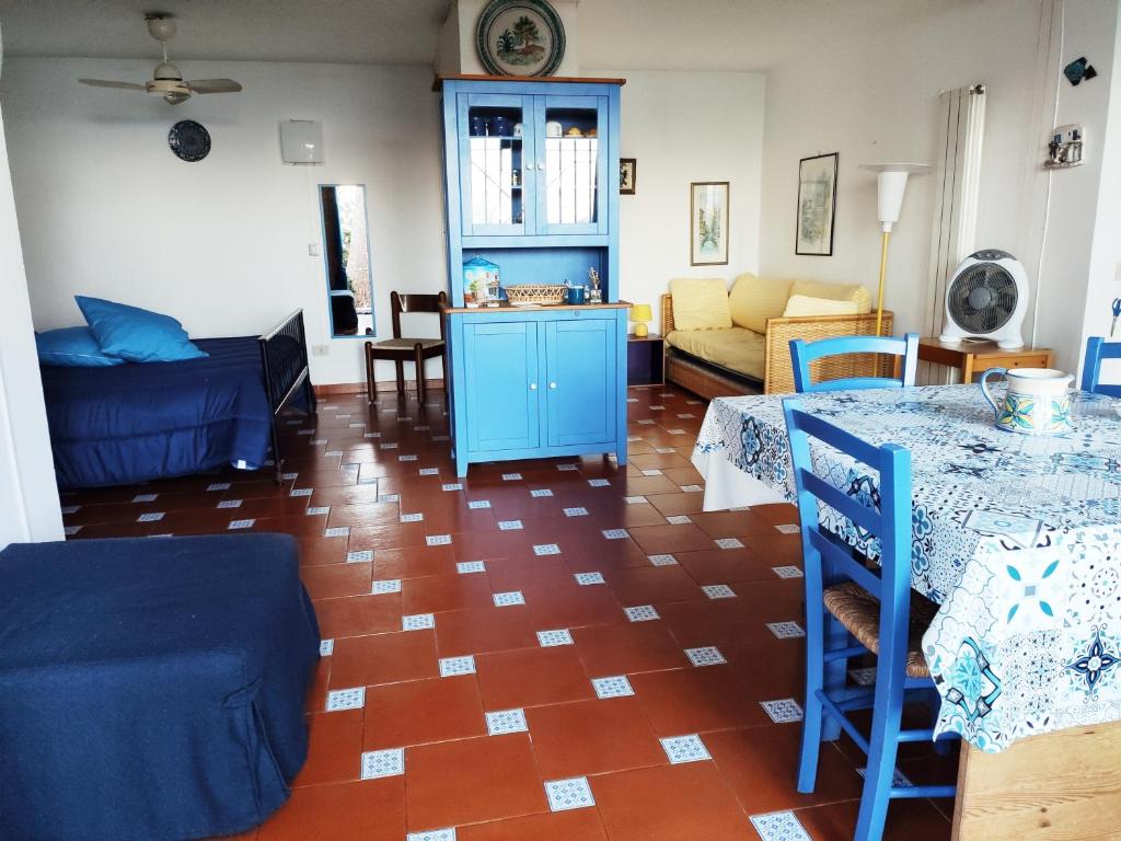 Гостиная зона в Casa Ammare nella riserva di Capo Gallo