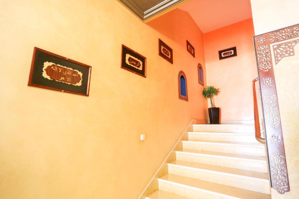Afbeelding uit fotogalerij van Hôtel Suite Martil in Martil
