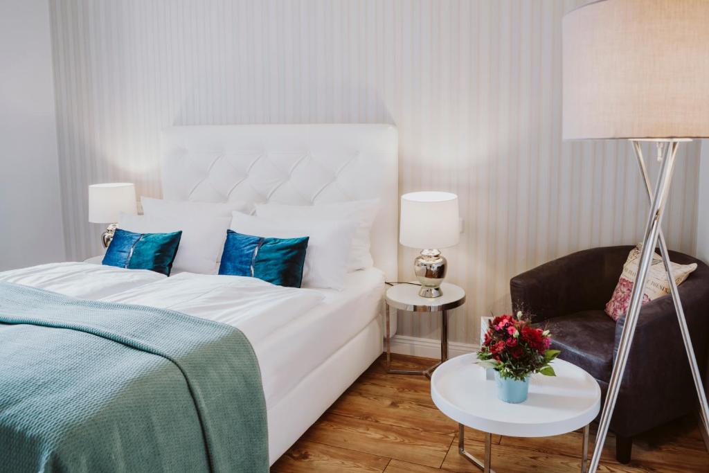 THE GATE GARDEN Hotel - Resim 27