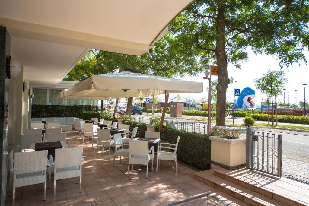 Restaurace v ubytování Hotel Astoria