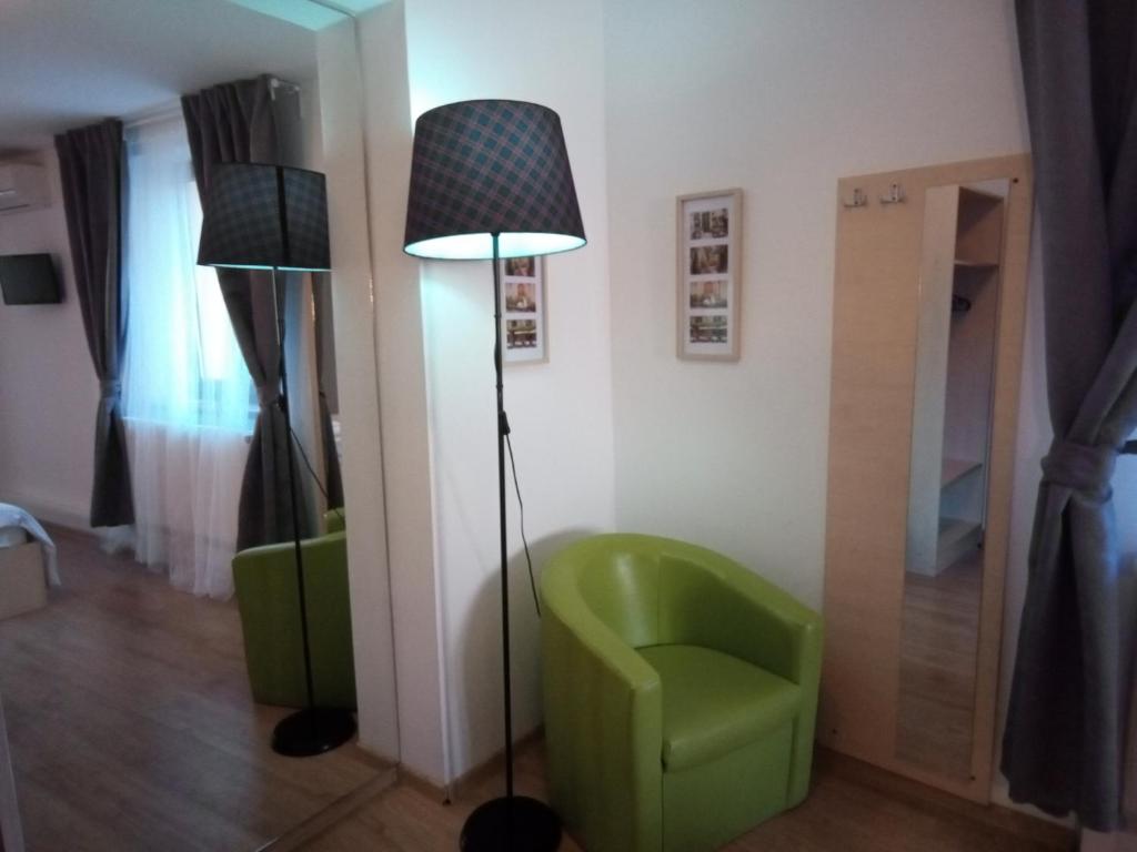 Posezení v ubytování Central Guesthouse