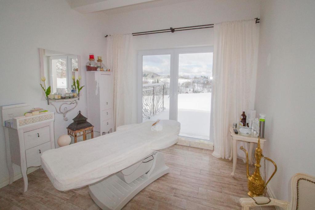 Fotografia z galérie ubytovania Dwór i Dworek Leszczowate Wellness & Spa v destinácii Ustrzyki Dolne