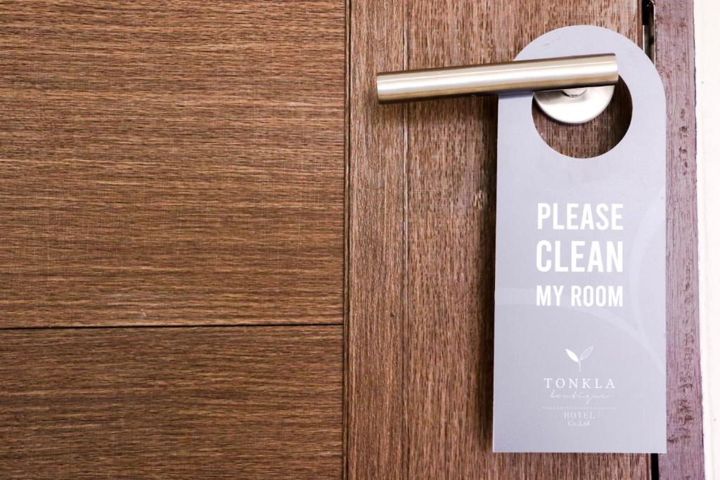 Certifikát, hodnocení, plakát nebo jiný dokument vystavený v ubytování Tonkla Boutique Hotel