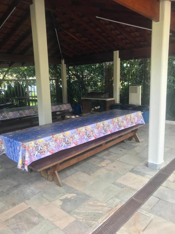  Apartamento Praia Enseada- Perto da praia - Edificio Marina