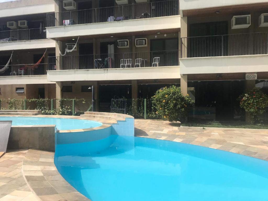  Apartamento Praia Enseada- Perto da praia - Edificio Marina