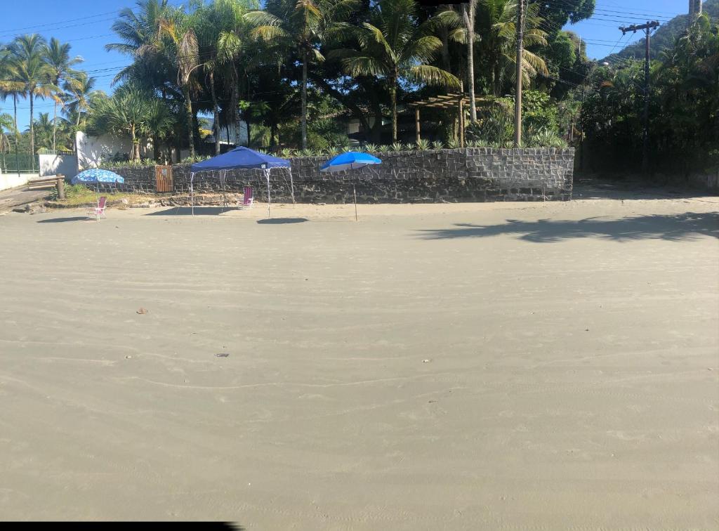  Apartamento Praia Enseada- Perto da praia - Edificio Marina