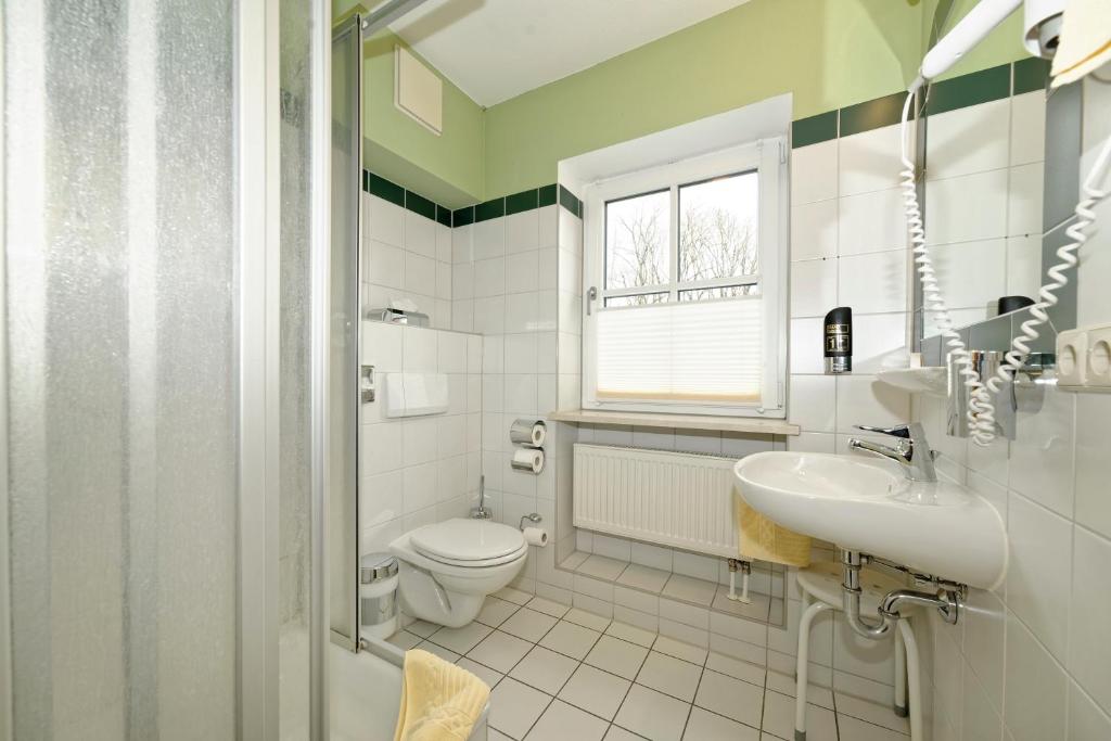 Koupelna v ubytování Hotel zum Maximilian