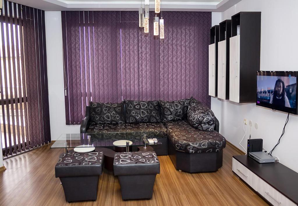 ⊱⊱ The Lavender ⊰⊰ One-bedroom Apartment & Parking