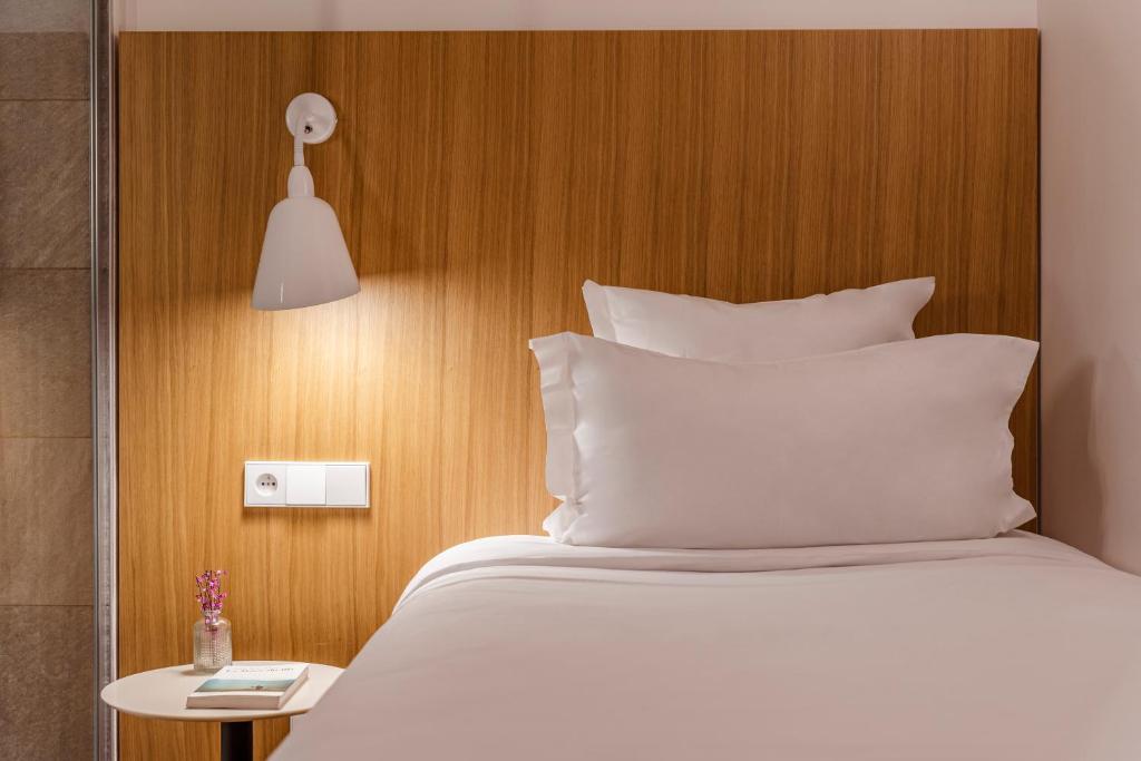 9Hotel Republique - Resim 20