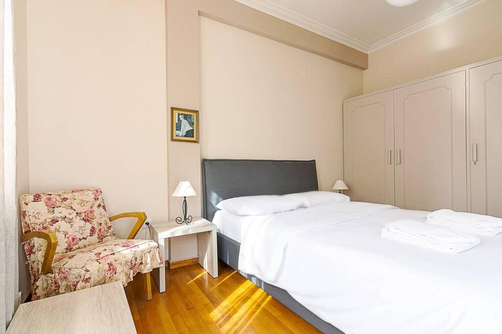 Fotografia z galérie ubytovania Neotraditional 2bedroom aprtmnt next to the museum v Aténach