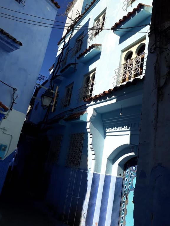 El edificio en el que está el hostal