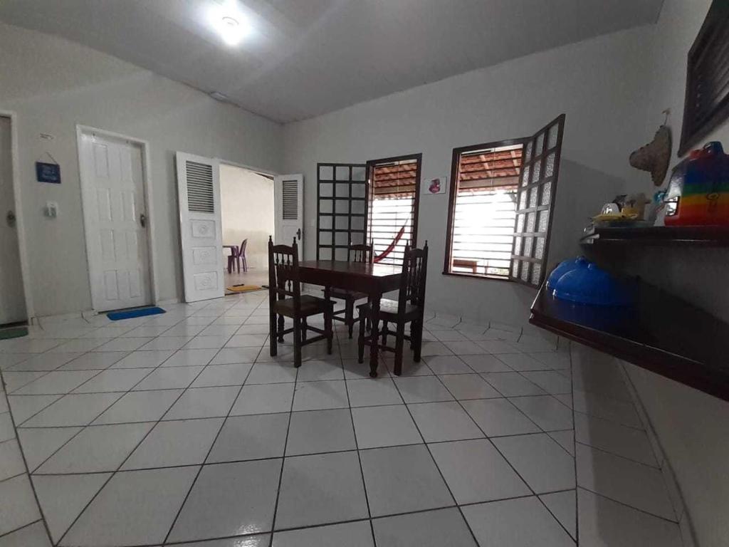  Z-18 Hostel