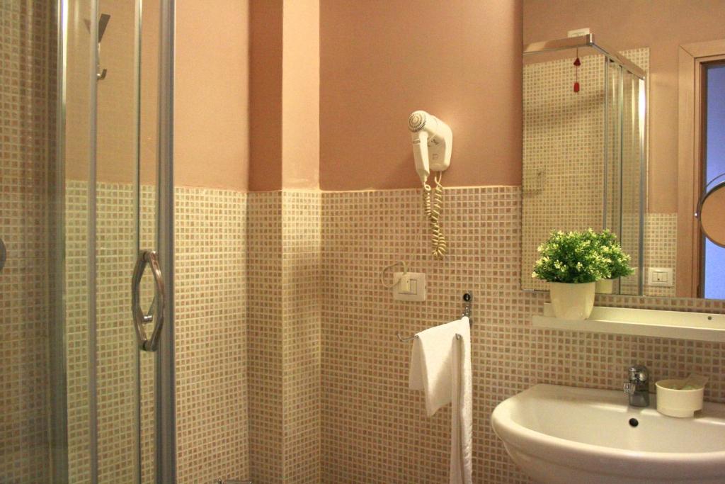 A bathroom at Ankon Hotel