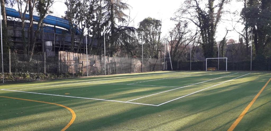 Tenis in/ali skvoš poleg nastanitve Camping Belvedere oz. v okolici