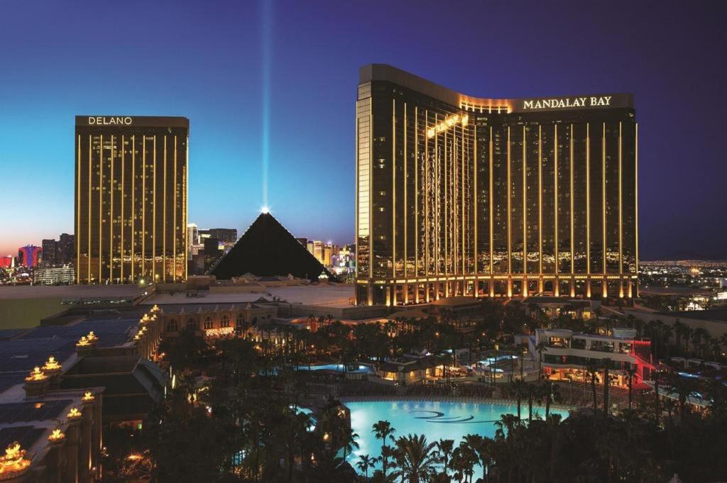 Gallery image of Mandalay Bay Resort and Casino by Suiteness in Las Vegas