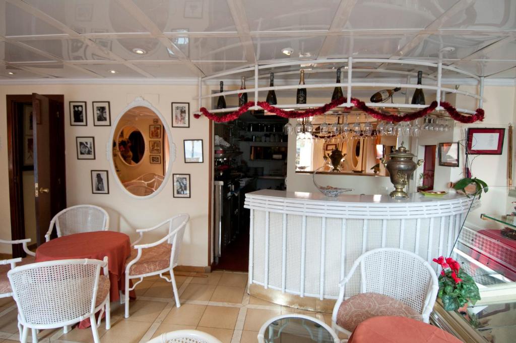 A seating area at Hotel La Residencia