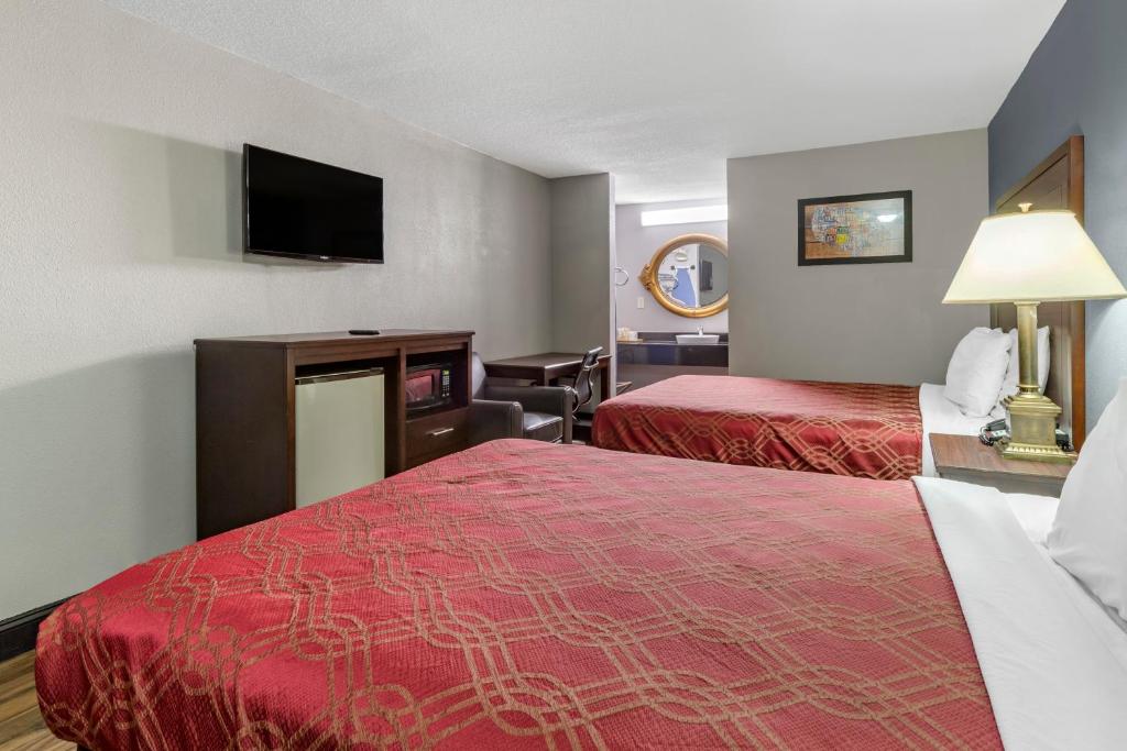 Econo Lodge - Queen Room Met Twee Queensize Bedden - Niet -roken