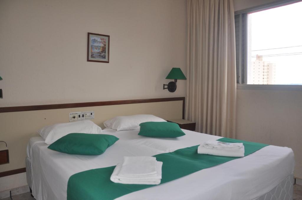  Optimum Plaza Hotel