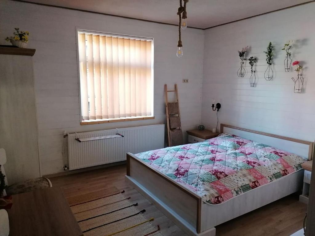 Posteľ alebo postele v izbe v ubytovaní Apartmán Trstinka