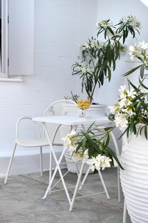 Kanale's Rooms & Suites - 12