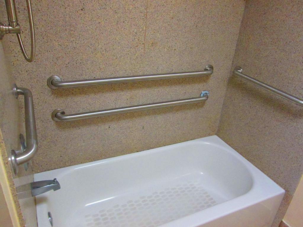 Regency Inn Near Boardwalk & Hurlburt Field - Camera King - Accesso Disabili - Non Fumatori