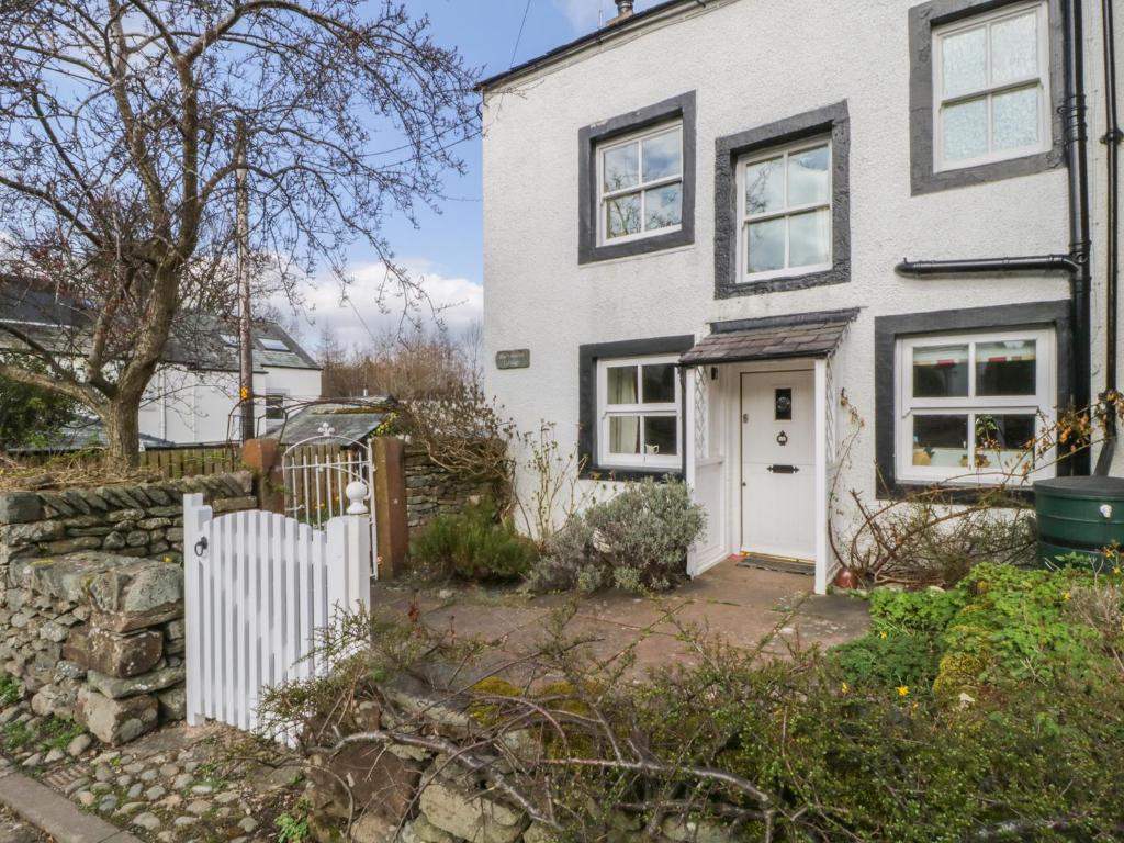 Gallery image of Blacksmiths Cottage in Pooley Bridge