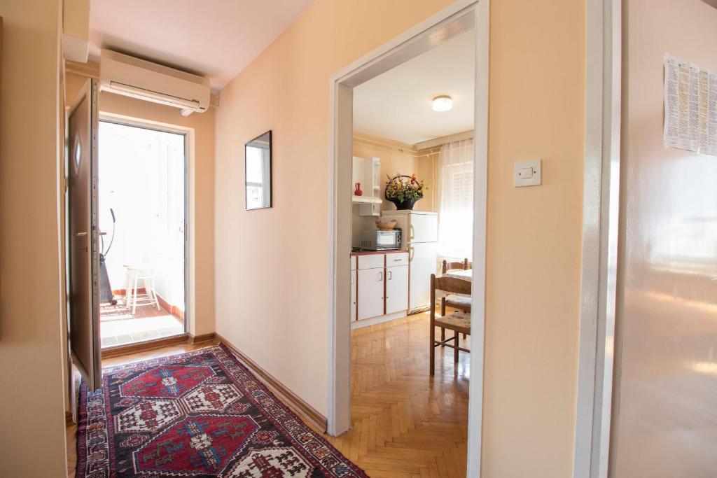 Kuchyňa alebo kuchynka v ubytovaní Apartment Kralj