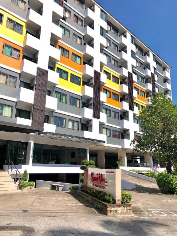 Budova, kde se aparthotel nachází