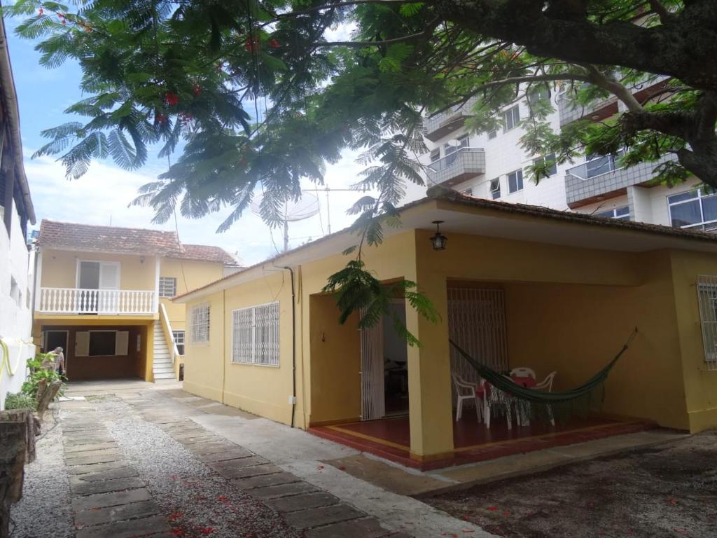  Ano Novo! Aproveite amplo espaço em Casa de Praia para Grupos e Familias