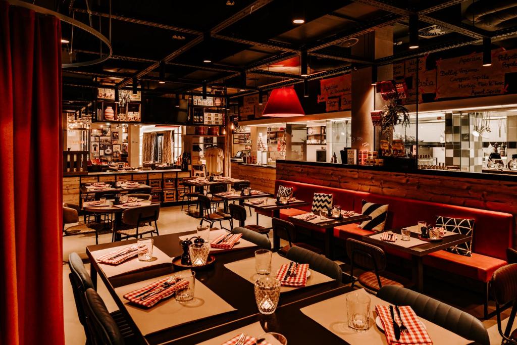 Vienna House Easy by Wyndham München - Resim 15