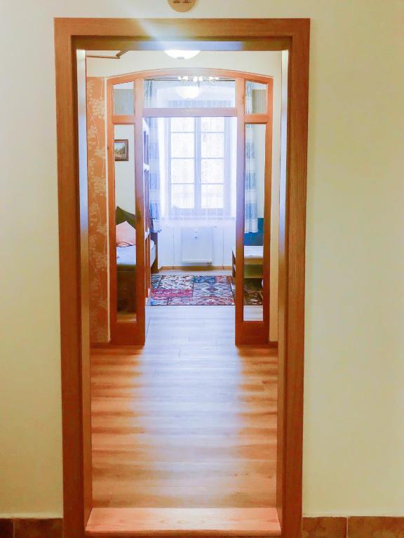 Golden Wood Apartments - 1