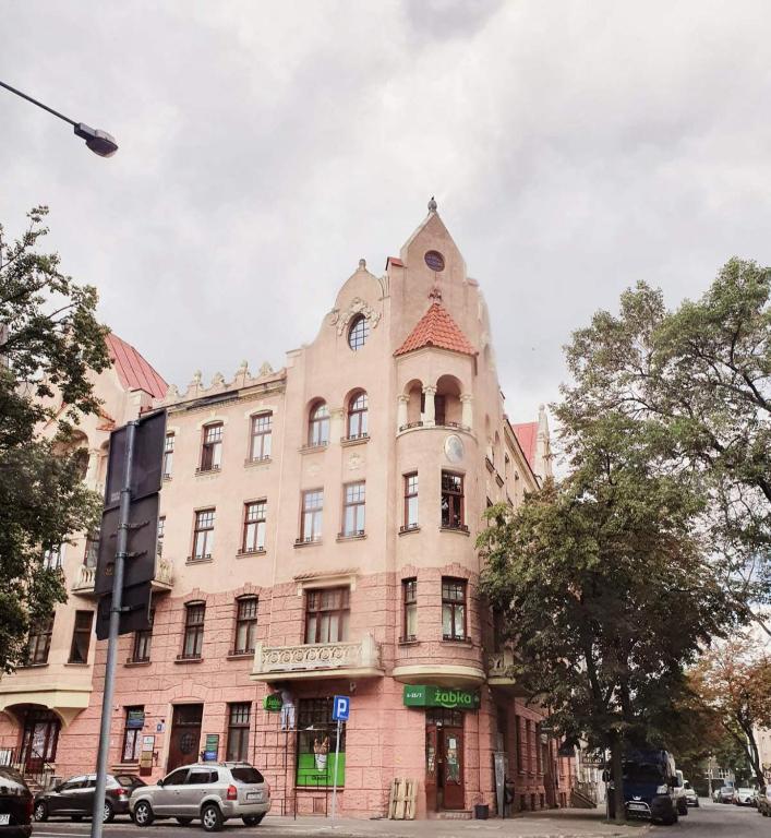 Budova, v ktorej sa apartmán nachádza