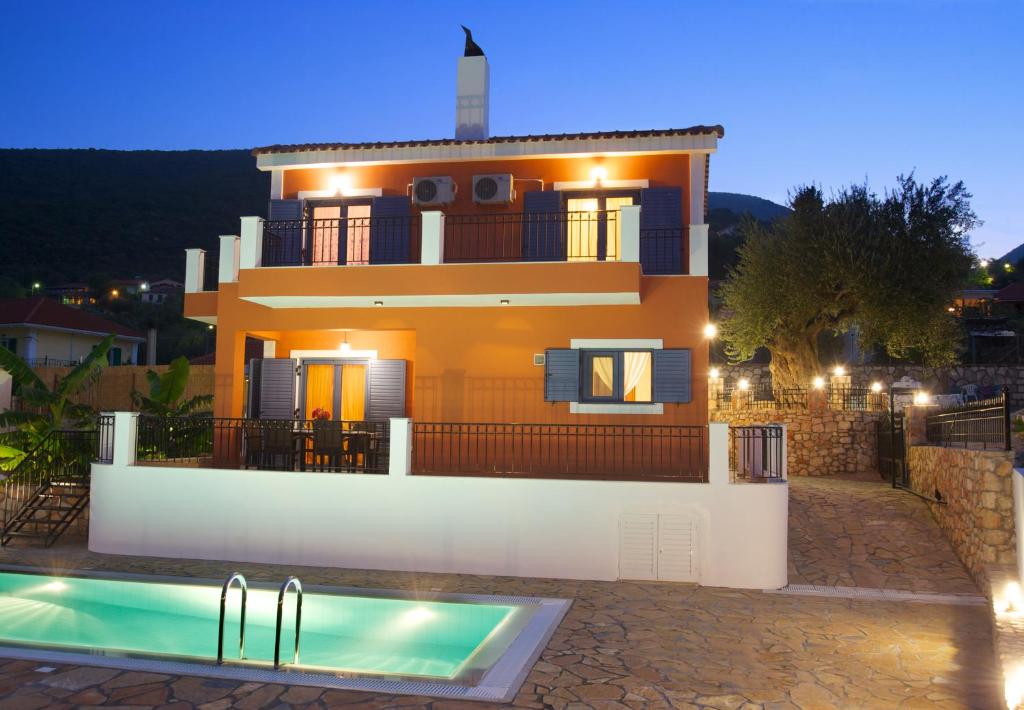Bazén v ubytování Sunrise Villa nebo v jeho okolí