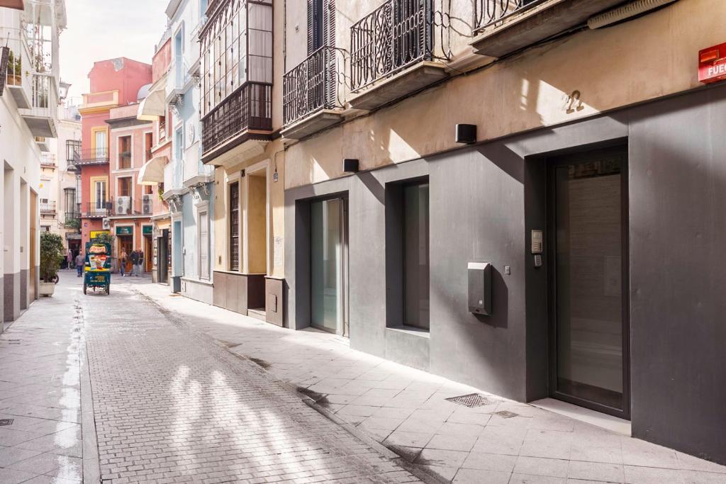 Apartamentos Catedral, Seville, Spain - Booking.com