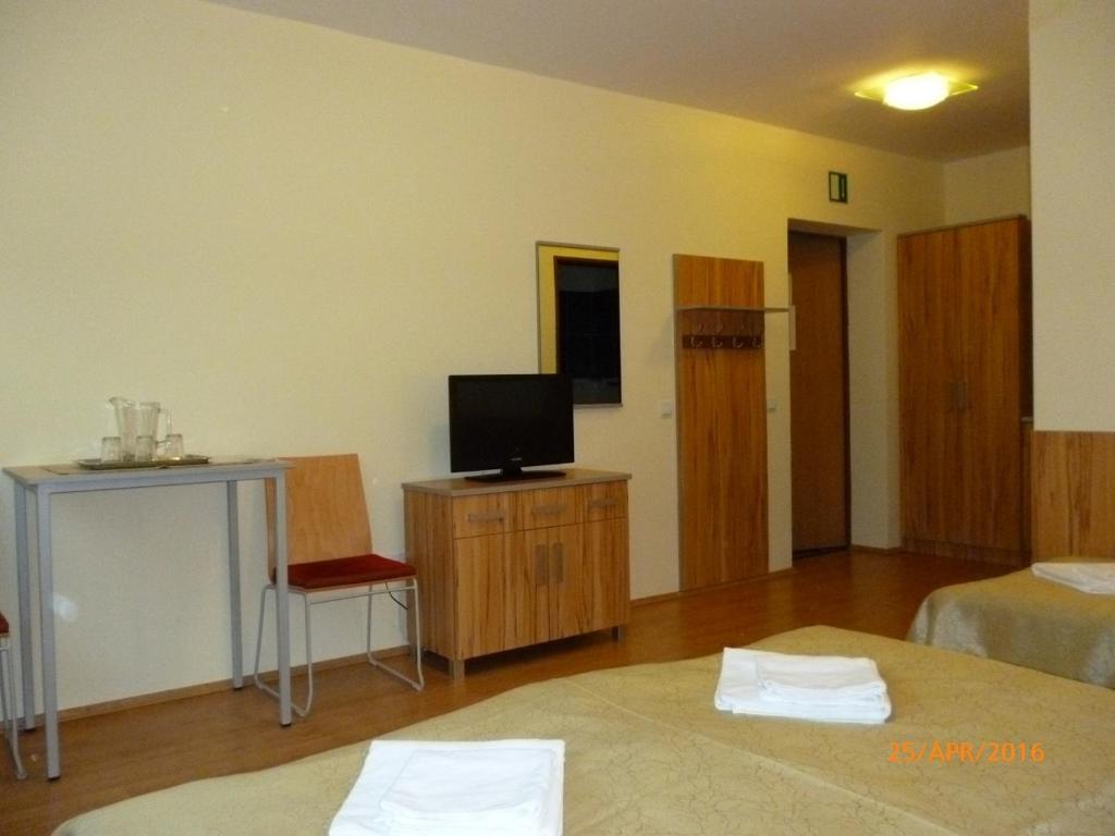 Mátraházai Üdülőház - Triple Room - Accès Aux Personnes Handicapées